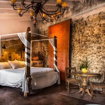 Ca Na Panxa Bed & Breakfast *